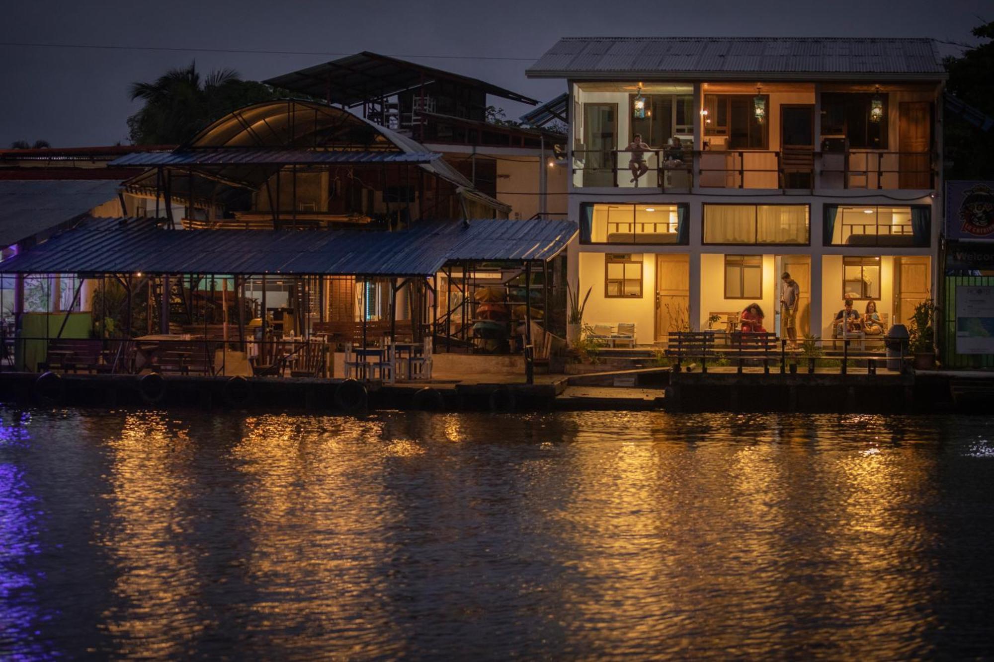 Hotel Pura Natura Riverside Tortuguero Kültér fotó